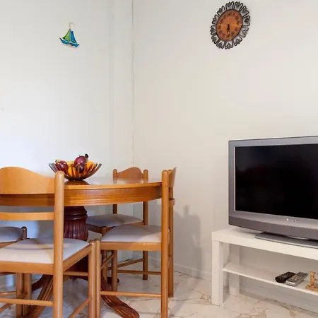 Дом отдыха Agapanthus House *